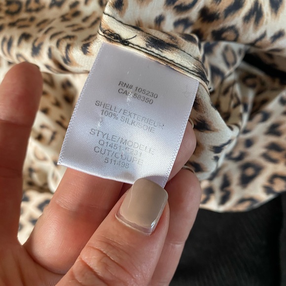 Equipment Silk Shirt in Leopard Print - Picture 7 of 8